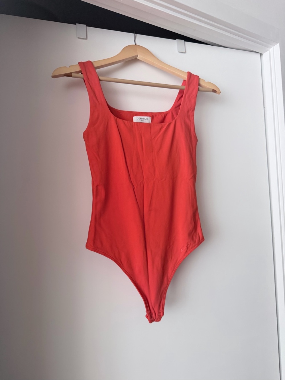 Contour Body Suit - Picture 2 of 6